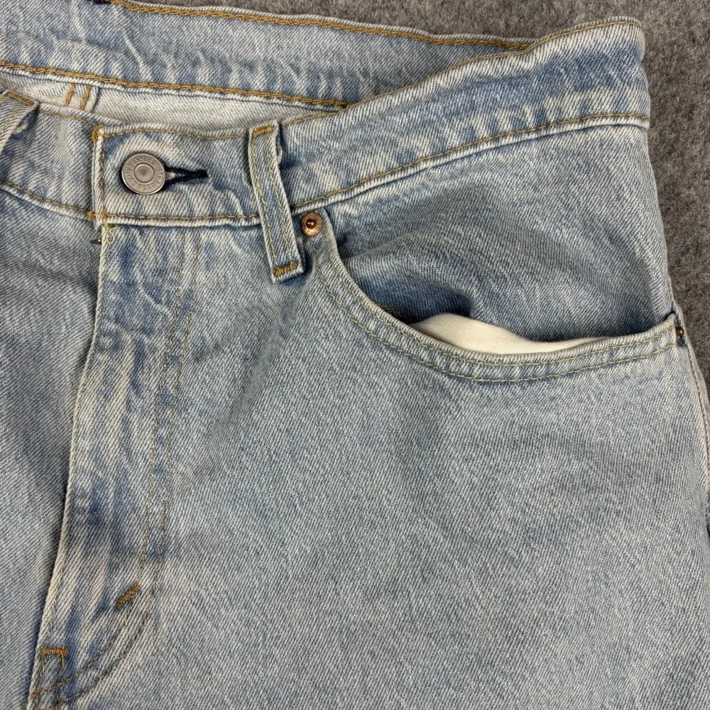 Levi's 505 Jeans Mens 34x34 Light Wash Straight Leg Faded Blue Denim‎ Classic